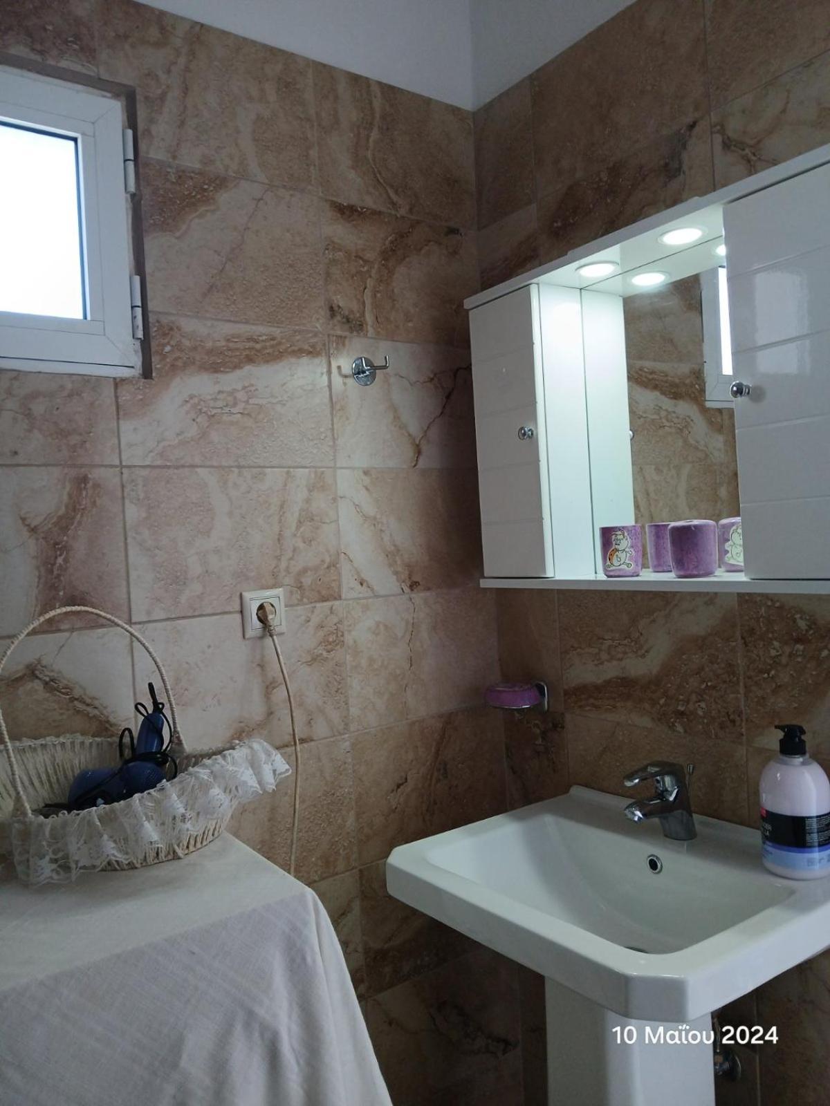 Guest House Christos Sgourades Extérieur photo